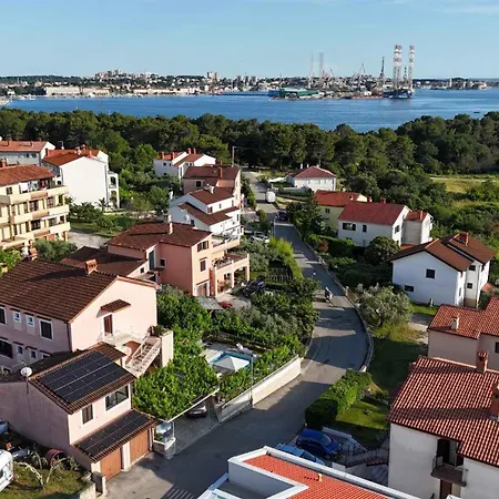 Apartamento Pula, Istria 18 *