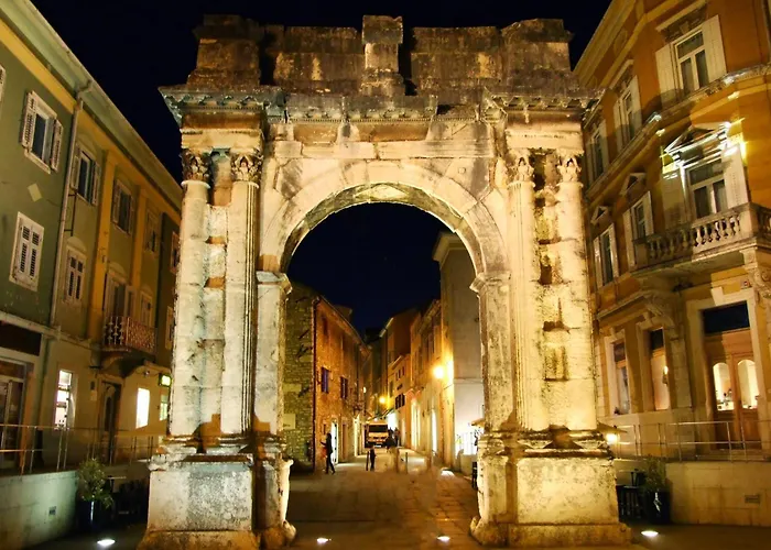Pula, Istria 18